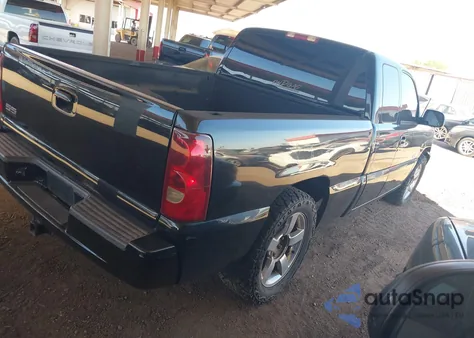 2003 Chevrolet Silverado 1500 Ss z USA, uszkodzony, nr VIN 2GCEK19N531373063